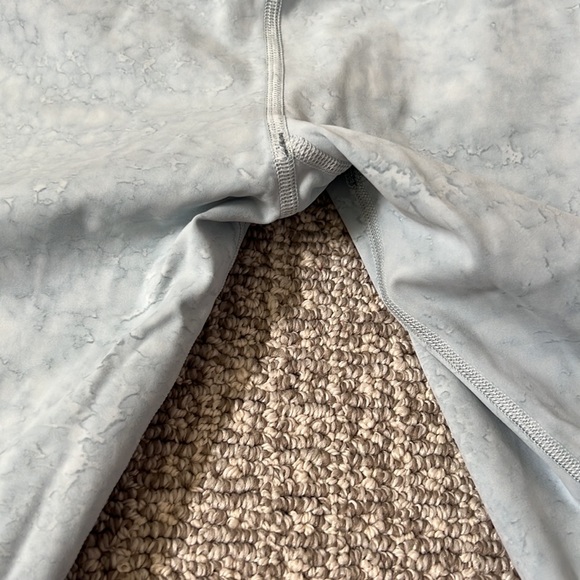 Lululemon Fast and Free Short Blue Denim Color Short Tights Side pockets 8 - Picture 10 of 10